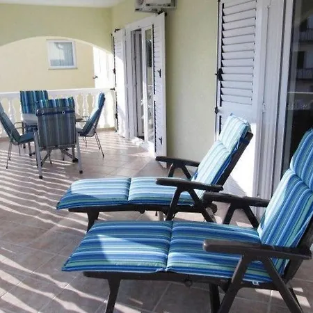 Studio Fur 5 Personen Ca 48 Qm In Vodice, Dalmatien Norddalmatien * Vodice